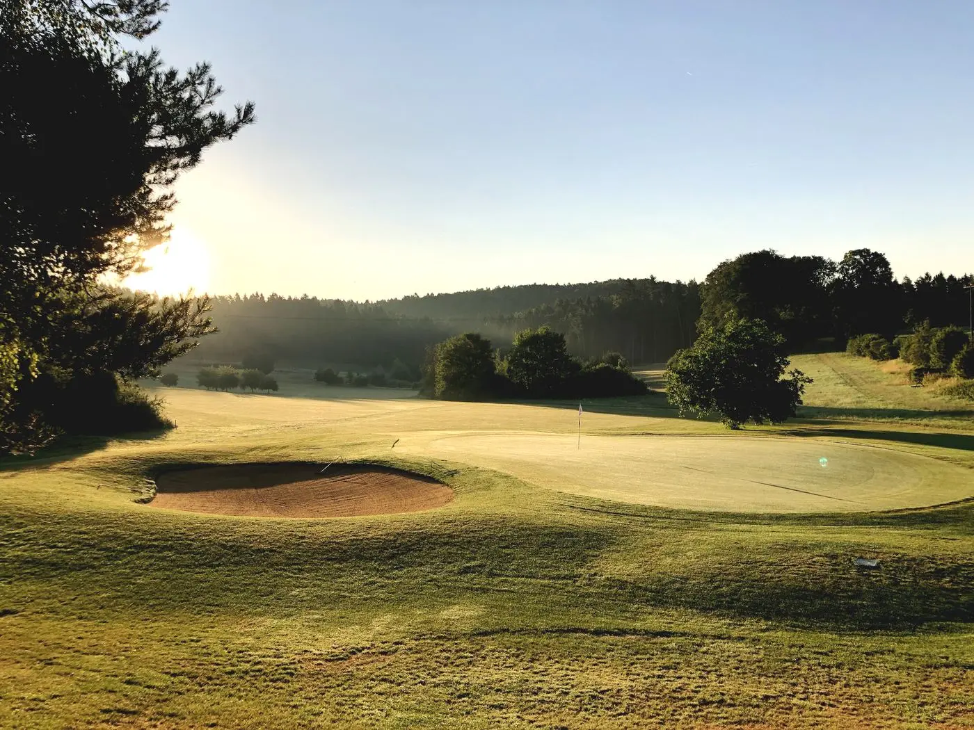 Grün 18 in der Abendsonne